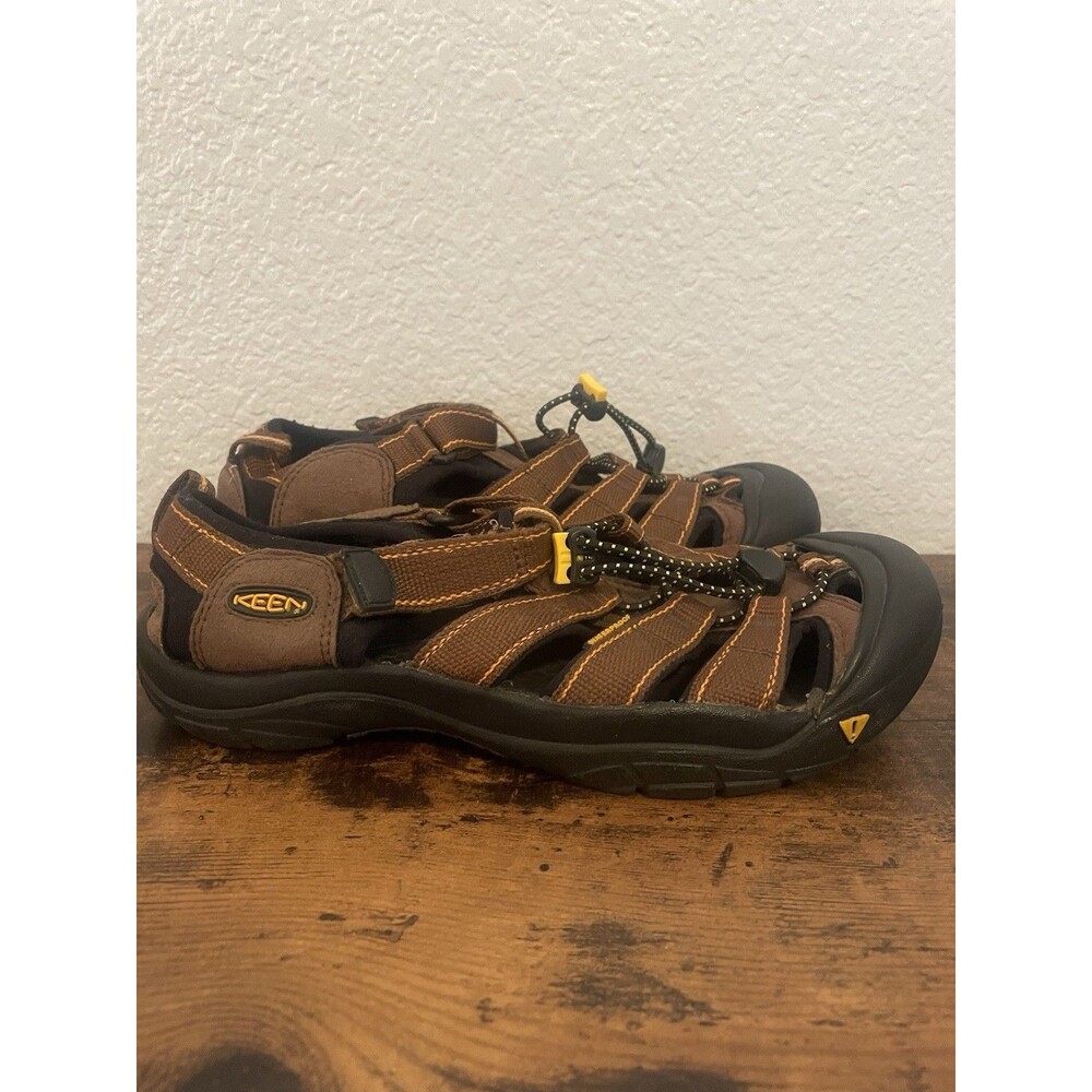 Keen Newport H2 Sport Hiking Sandals Men's Size 6 Outdoors Travel Brown Orange